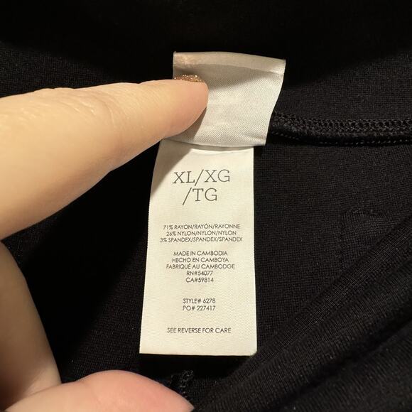 Cabi Black Flegging Pull On Pants Flared Leggings Front Slits Size XL - Picture 6 of 7